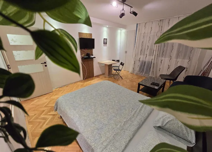 Azzurro Studio Apartment
